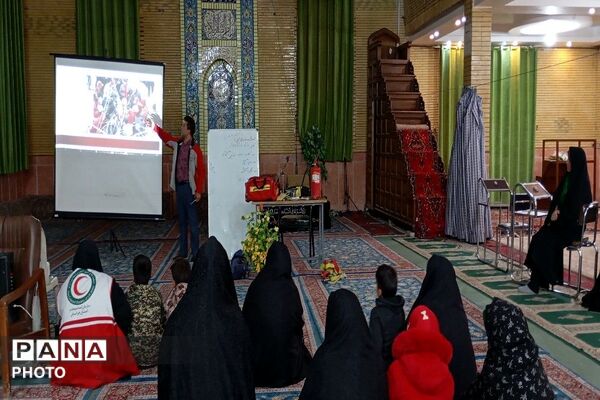  کارگاه آموزشی کمک‌های اولیه و امداد و نجات در شهر بار نیشابور