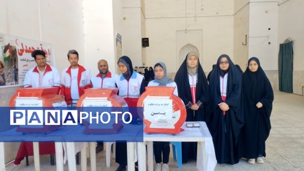 برپایی میز خدمت در مصلی نماز جمعه شهرستان خلیل‌آباد