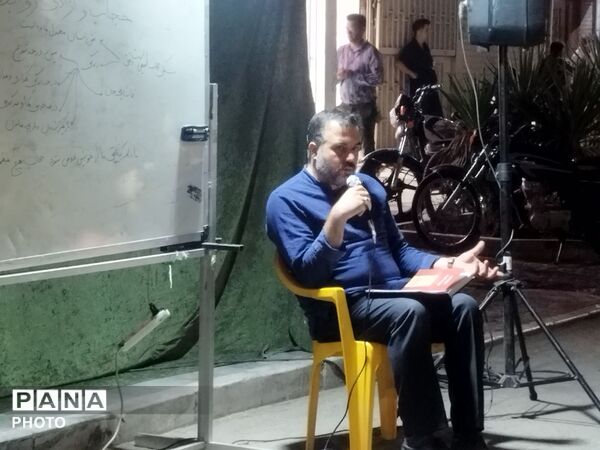 بازگشت به سوی آرمان‌ها؛ صد و هشتادمین شب سوگ رهبر امت اسلام در کافه گفت‌وگو