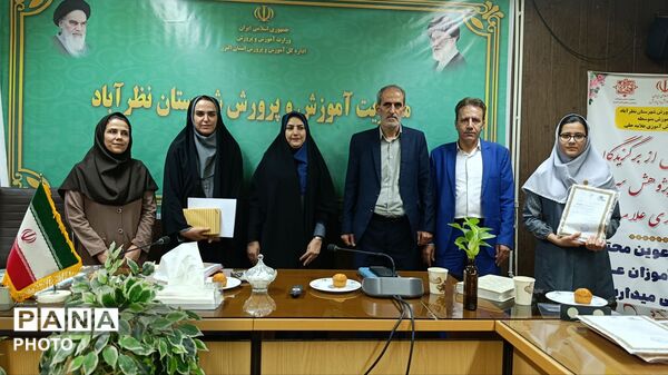 تجلیل از پژوهشگران برتر دانش‌آموزی در ششمین جشنواره علمی‌پژوهشی
