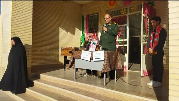 گرامیداشت هفته بسیج دانش‌آموزی در دبستان واحدی شهرستان زارچ