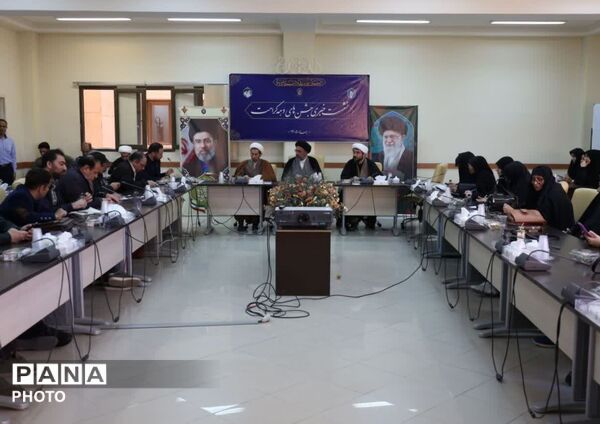 نشست خبری تشریح برنامه‌های دهه کرامت در قم