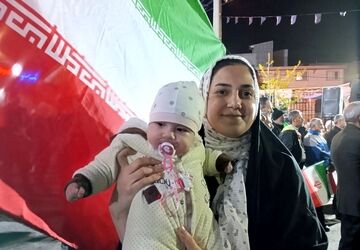  اتحاد و همبستگی در میدان ۲۲ بهمن گلوگاه 