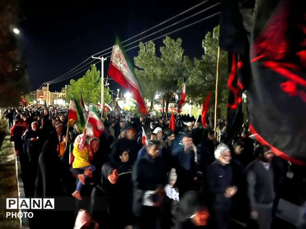 این شب ها خیابان‌ها روایتگر حماسه‌ای جاودان از مردم دلیر ایران زمین است 