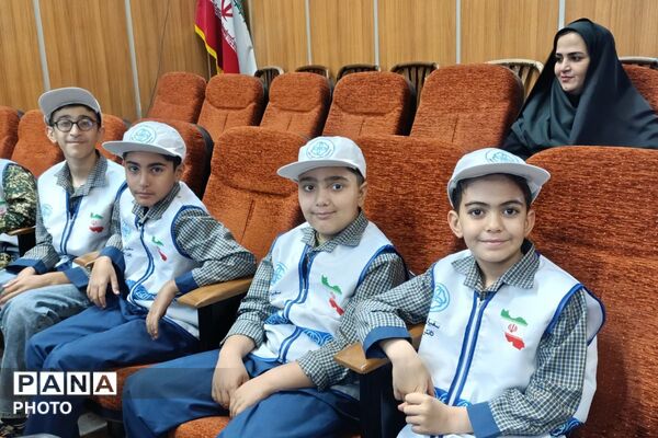  آیین گرامی‌داشت «سلامت و امنیت با سفیران سلامت» در ورامین