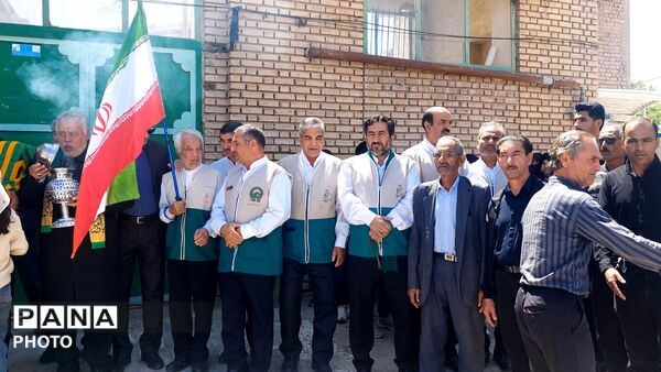 کاروان «در پناه خورشید» میهمان رزق‌آباد کاشمر شد