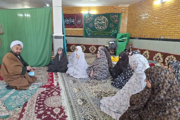 حضور امام جمعه فیروزکوه در جمع معتکفین مساجد شهرستان