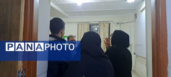  دیدار والدین با معلمان در دبیرستان ابوذر غفاری نیشابور