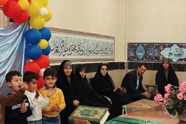 برگزاری جشن روز جهانی کودک در دارالقرآن حجت الاسلام قرائتی ناحیه یک شهرری