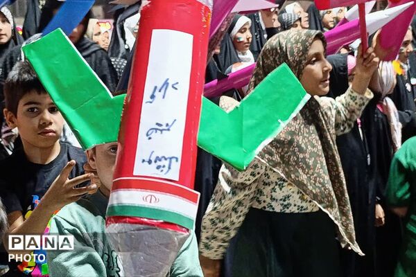 موشک‌های مقاومت در دستان کودکان فیروزآباد