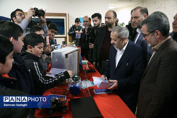 آیین تجلیل از پژوهشگران برتر وزارت آموزش و پرورش