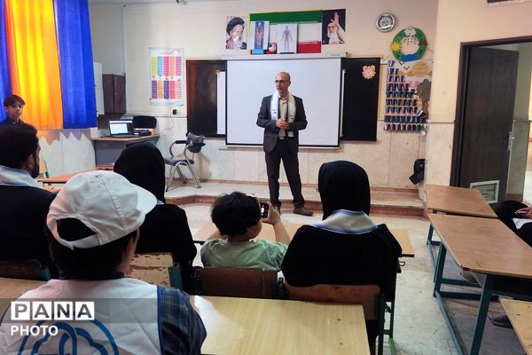افتتاحیه اتاق بهداشت دبستان ایمان همزمان با هفته سلامت