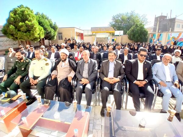 آیین بازگشایی مدارس و آغاز سال تحصیلی در هنرستان حضرت معصومه (س) شهر کلات