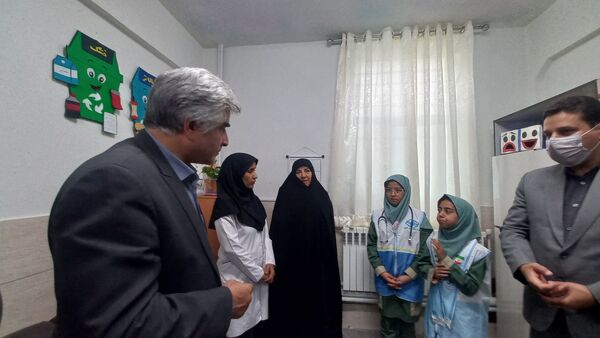 آئین افتتاحیه برنامه سفیران سلامت دانش آموزی استان خراسان رضوی در دبستان شاهد تحقیقی ناحیه ۶