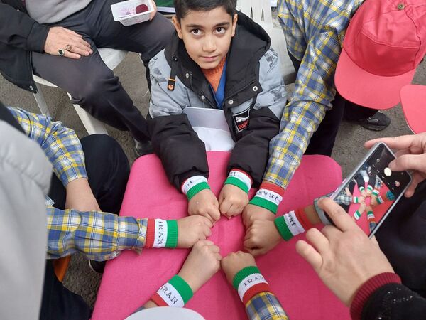 حضور حماسی منطقه ۵ در راهپیمایی ۲۲ بهمن