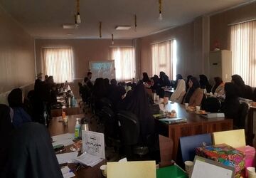 گردهمایی مربیان پرورشی با حضور امام جمعه رودهن 