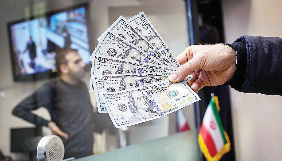 عرضه ۲ میلیارد دلار اسکناس به بازار در راستای مدیریت بازار ارز