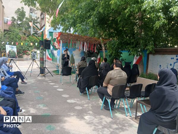 مراسم نهال امید یادواره شهید جاوید الاثر ماکان نصیری درمدرسه میثاق ناحیه ۳