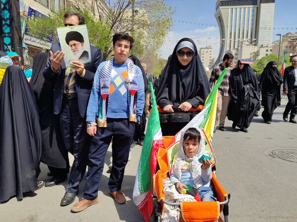 حماسه آفرینی مردم غیور مشهد در راهپیمایی روز جهانی قدس