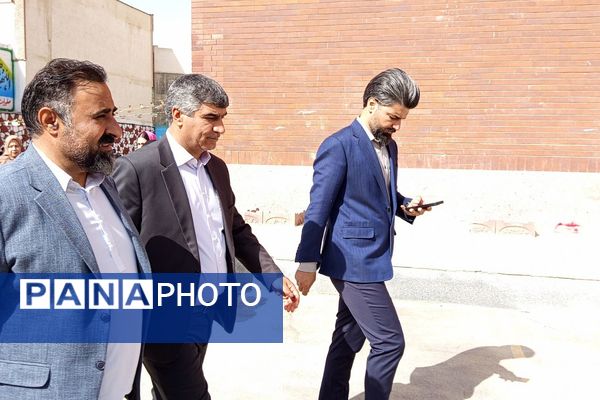 «جشن جوانه‌ها» ویژه دانش آموزان پایه هفتم در مدرسه دانشمند شهرستان پردیس