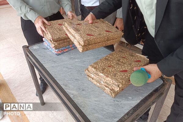 رقابت پرهیجان طناب‌کشی در بهارستان دو