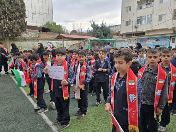 همایش وطن یار در دبستان خیراندیشان