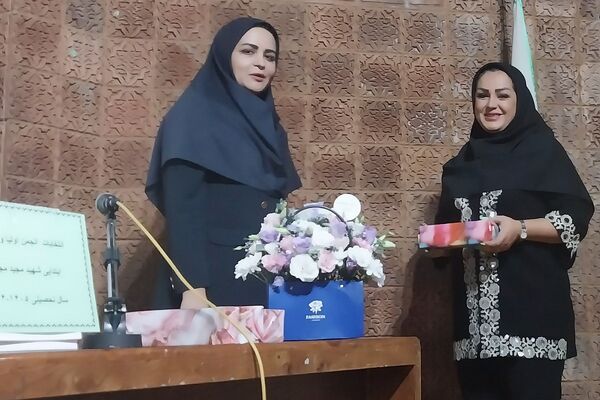 برگزاری انتخابات انجمن اولیا و مربیان در دبستان شهید مجید مجیدی ناحیه دو شهرری 