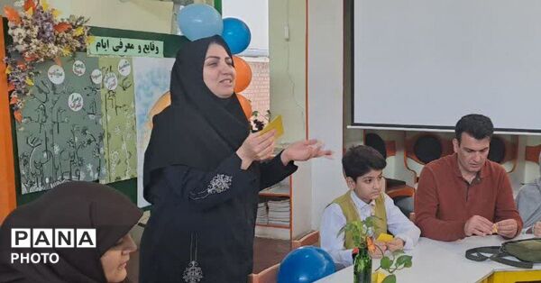 گردهمایی مادرفرزندی و پدرفرزندی کانون پرورشی فکری کودکان و نوجوانان کرج