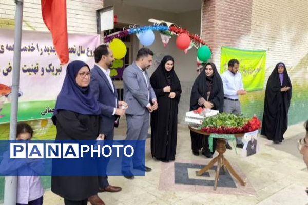 نوروز دانش با حضور دانش آموزان و مسئولان منطقه پردیس 