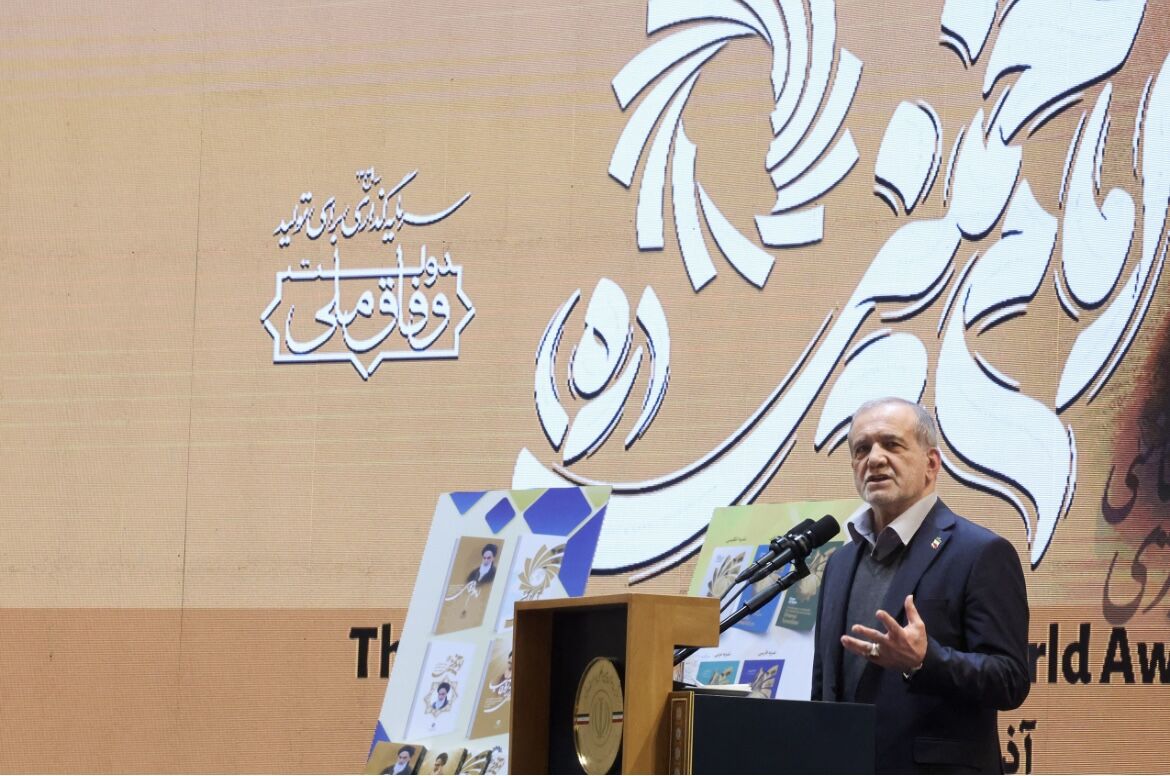 امام خمینی (ره) ظلم ستیز و دل بسته محرومان بود