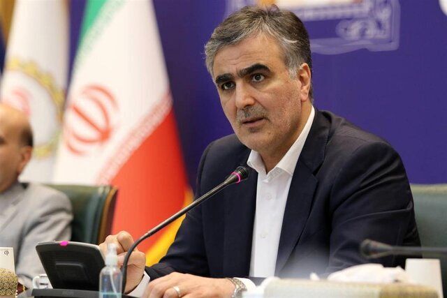 فرزین: تسهیلات مسکن ۸۰۰ هزار متقاضی پرداخت می‌شود