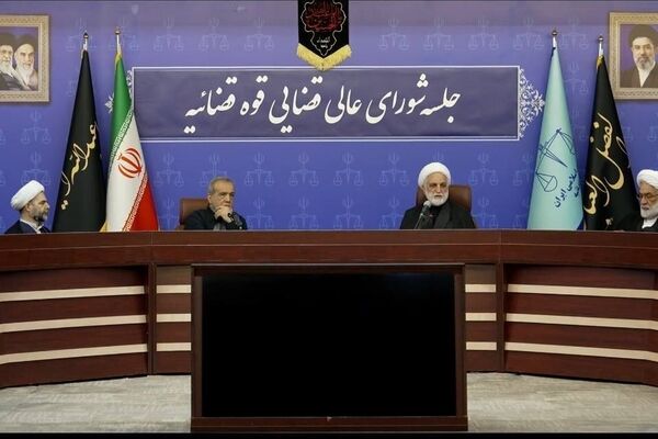  باید بیش از گذشته مراقبت کنیم تا مبادا وحدت و انسجام ملی مخدوش شود