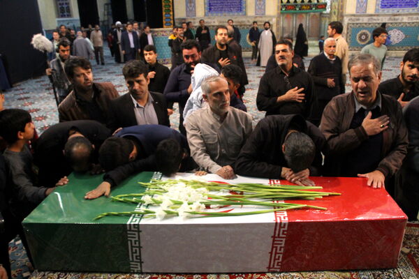 استقبال از شهدای گمنام در امامزاده سیدجعفر محمد یزد