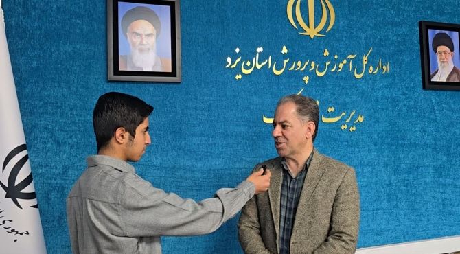 شورای دانش‌آموزی تمرین مردم‌سالاری و باعث کاهش شکاف بین نسلی است