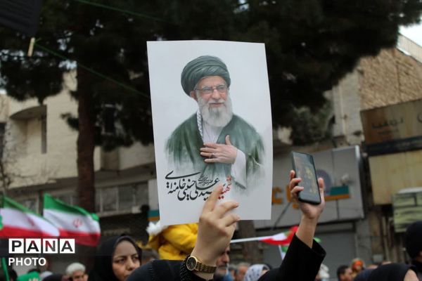 ما همه خونخواه پدر و گوش به فرمان پسر 