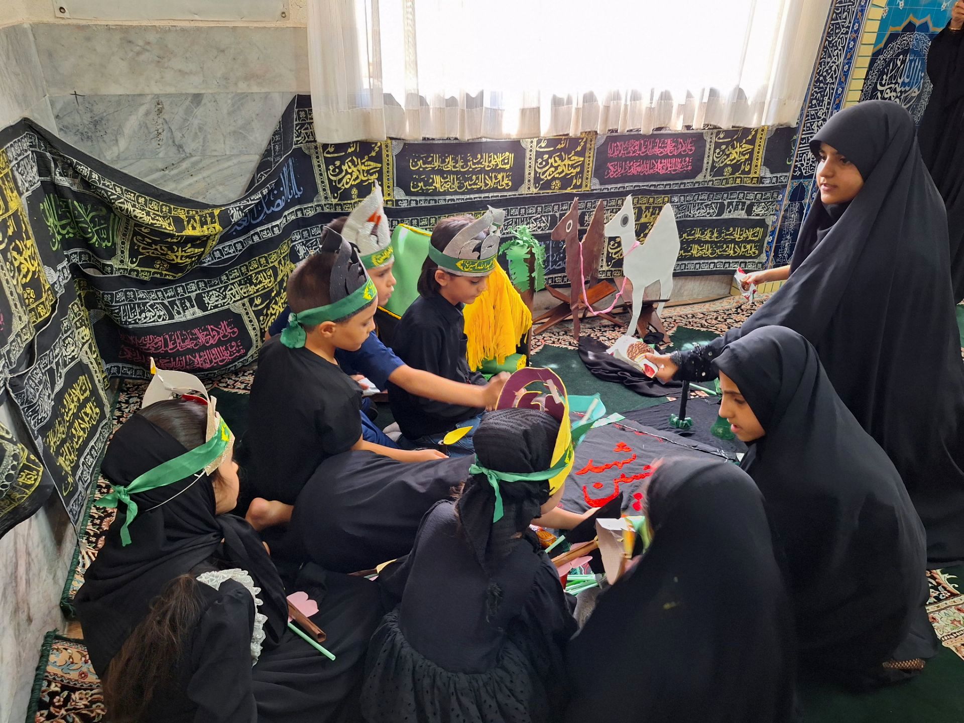 نوآموزان قرآنی دارالقرآن امام علی(ع) در سوگ شهادت حضرت رقیه 