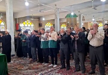 حضور پرشور مردم در نماز جمعه بنادکوک دیزه