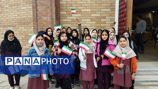 همایش بزرگ همیاران طبیعت و آموزش همگانی حفاظت از محیط زیست در منطقه پردیس 