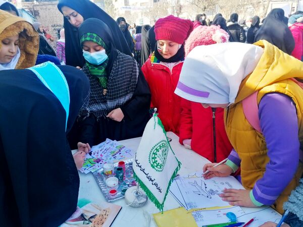 پاسخ حماسی مردم انقلابی فاروج به استکبار جهانی با حضور در راهپیمایی ۲۲بهمن 