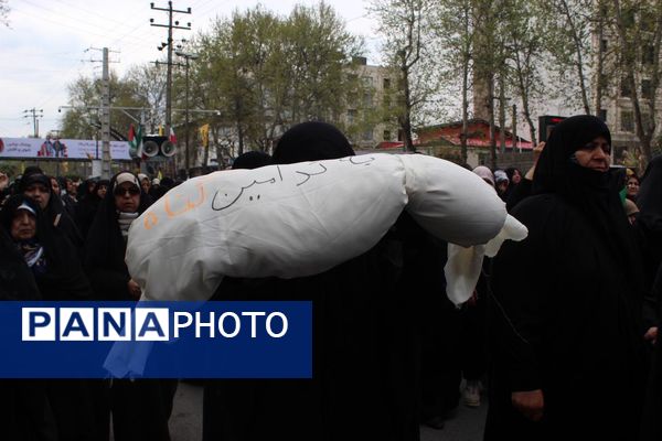 حضور مردم آمل در راهپیمایی روز قدس