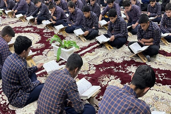 آیین افتتاحیه مسابقات قرآن، عترت و نماز در کرمان