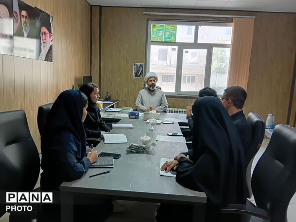 نشست شورای دانش‌آموزی  استان البرز