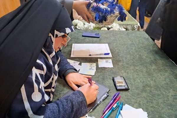 آیین بزرگداشت روز پدر در دبستان شاهد فاطمه زهرا (س)