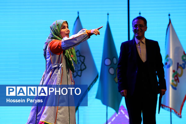 آیین اختتامیه دومین دوره جشنواره نمایش عروسکی تلویزیونی «عروسک خونه»