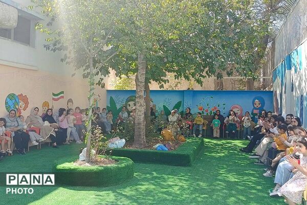  جشن شکوفه‌ها در مجتمع آموزشی سمأ دخترانه شهرری