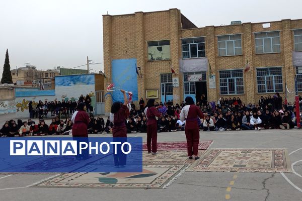 المپیاد ورزشی درون مدرسه‌ای در دبیرستان شاهد فیض ناحیه ۳ شیراز