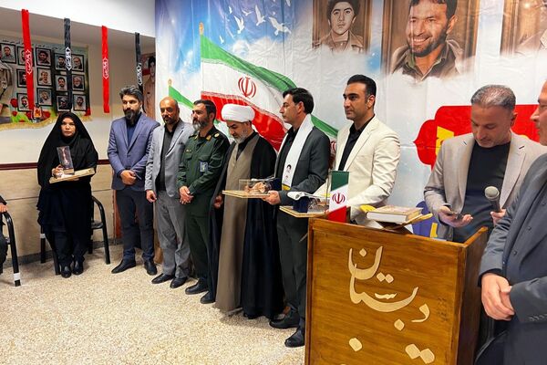 افتتاح یادمان شهدای دانش آموزی در مدرسه تسنیم پردیس