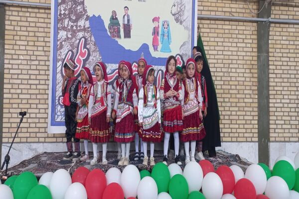 برگزاری جشنواره هویت‌های ملی اسلامی کودکستان‌های شهرستان فاروج