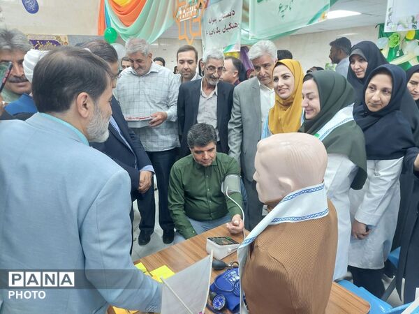حضور فرماندار مشهد در جشن عید غدیر در میدان دانشجو