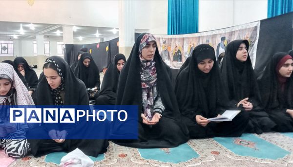 حضور چشمگیر نوجوانان هلیلانی در مراسم معنوی اعتکاف 